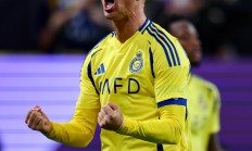 华体会视频-收获喜悦的足球比赛场面令人感动