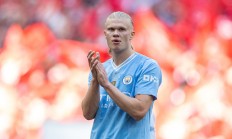 华体会官方登录入口-英格兰足球运动员破纪录，创佳绩备受赞誉