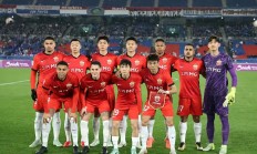 华体会app下载地址-中场大将复出，球队实力再添一员