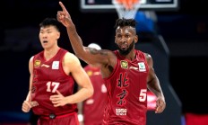 华体会网站入口-北京队成为本场最大亮点，CBA季后赛瞬间破防，破门