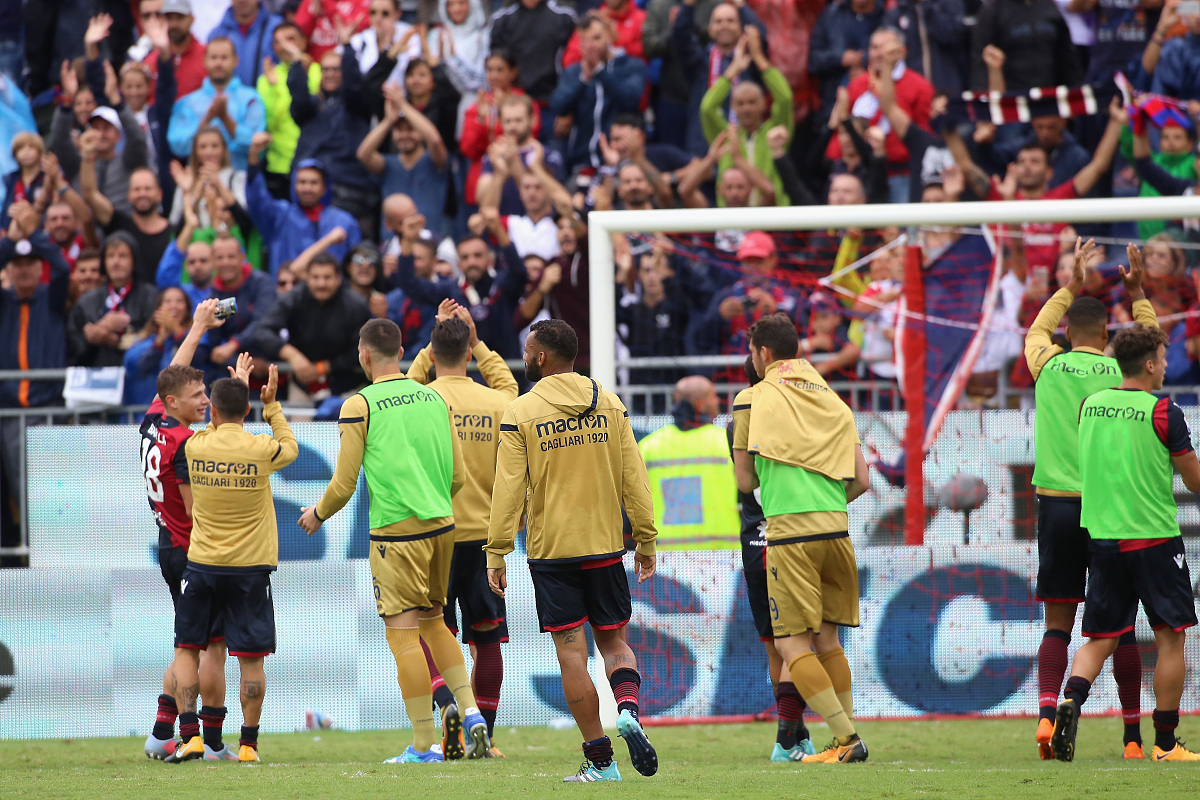 包含斯佩齐亚主场逼平卡利亚里，遭遇五场不胜的词条