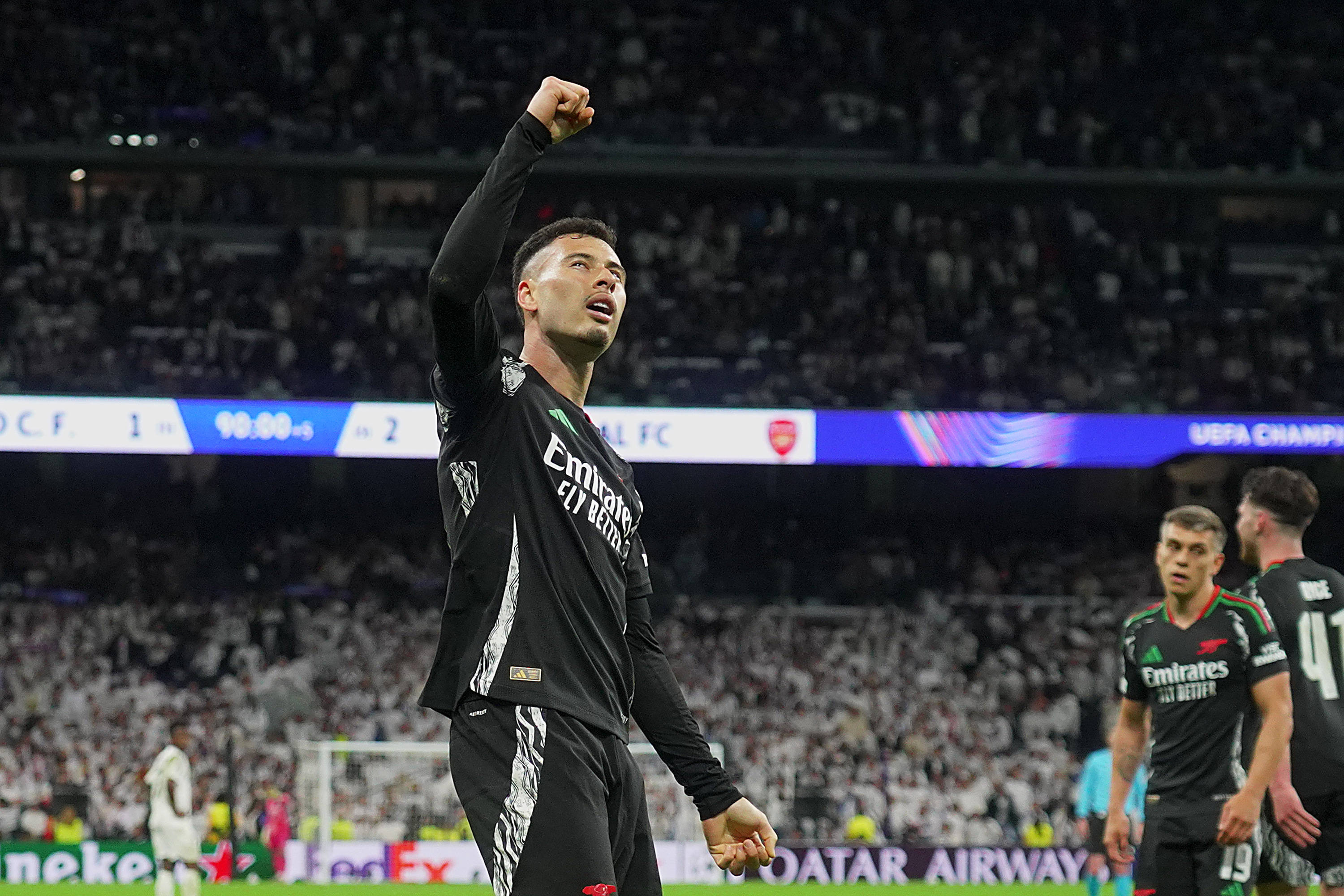 阿森纳客场一球小胜,实现翻盘的简单介绍 阿森纳客场一球小胜,实现翻盘的简单介绍