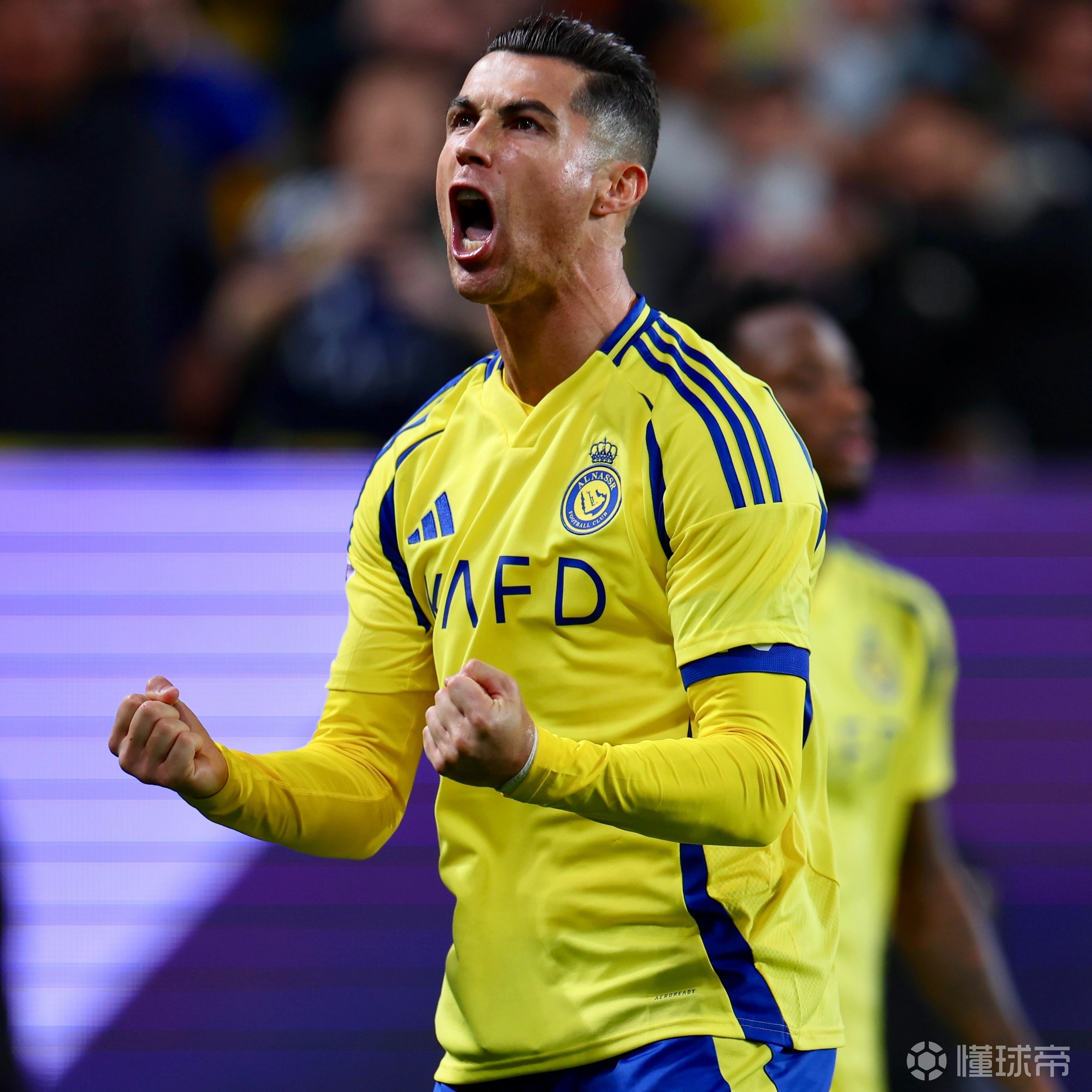 收获喜悦的足球比赛场面令人感动 收获喜悦的足球比赛场面令人感动