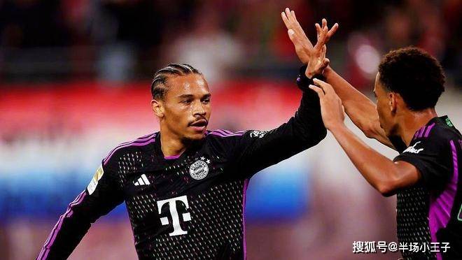 包含塞维利亚宣布签下前阿森纳球星，引援大获成功的词条