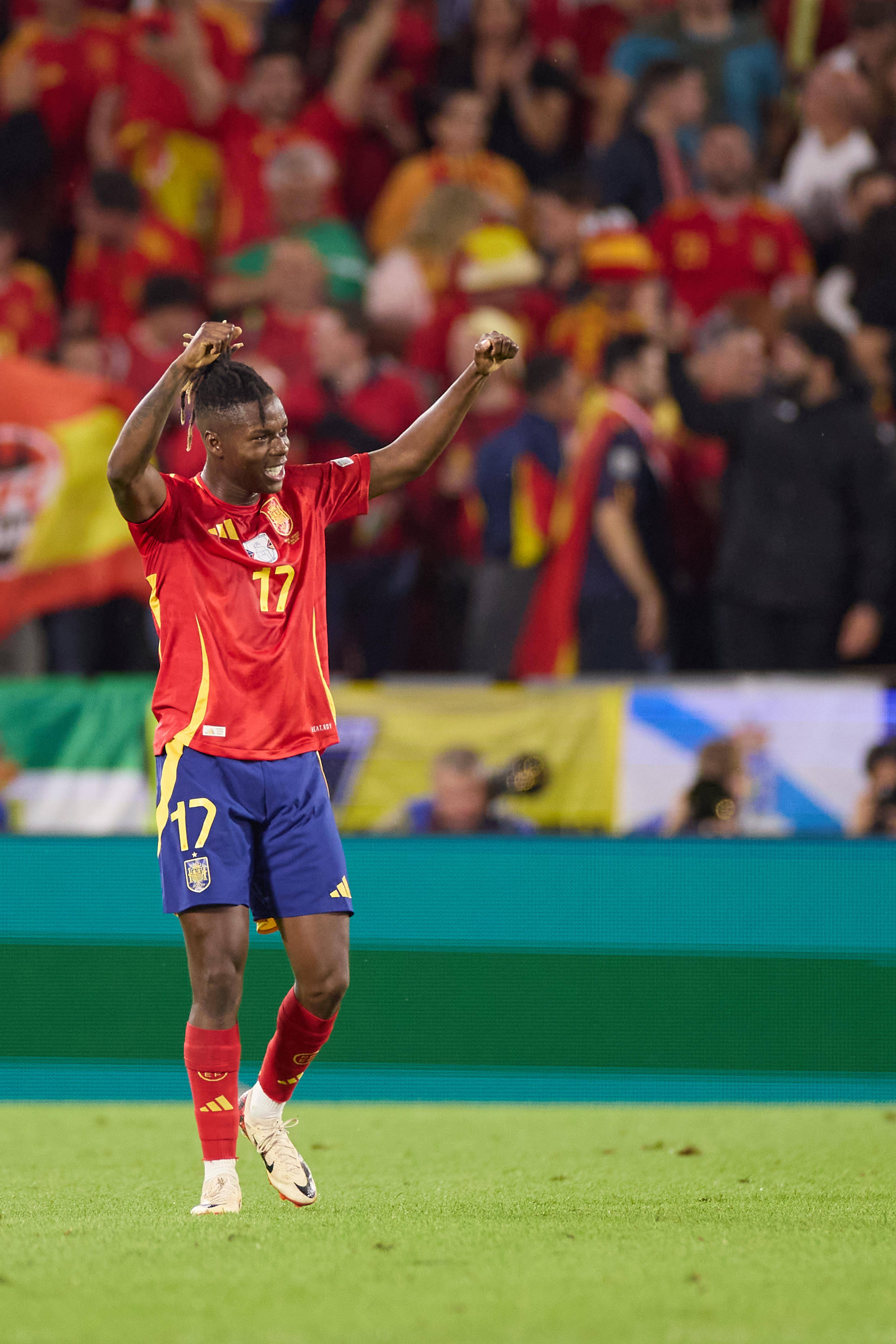 西班牙队在比赛中获得重要胜利