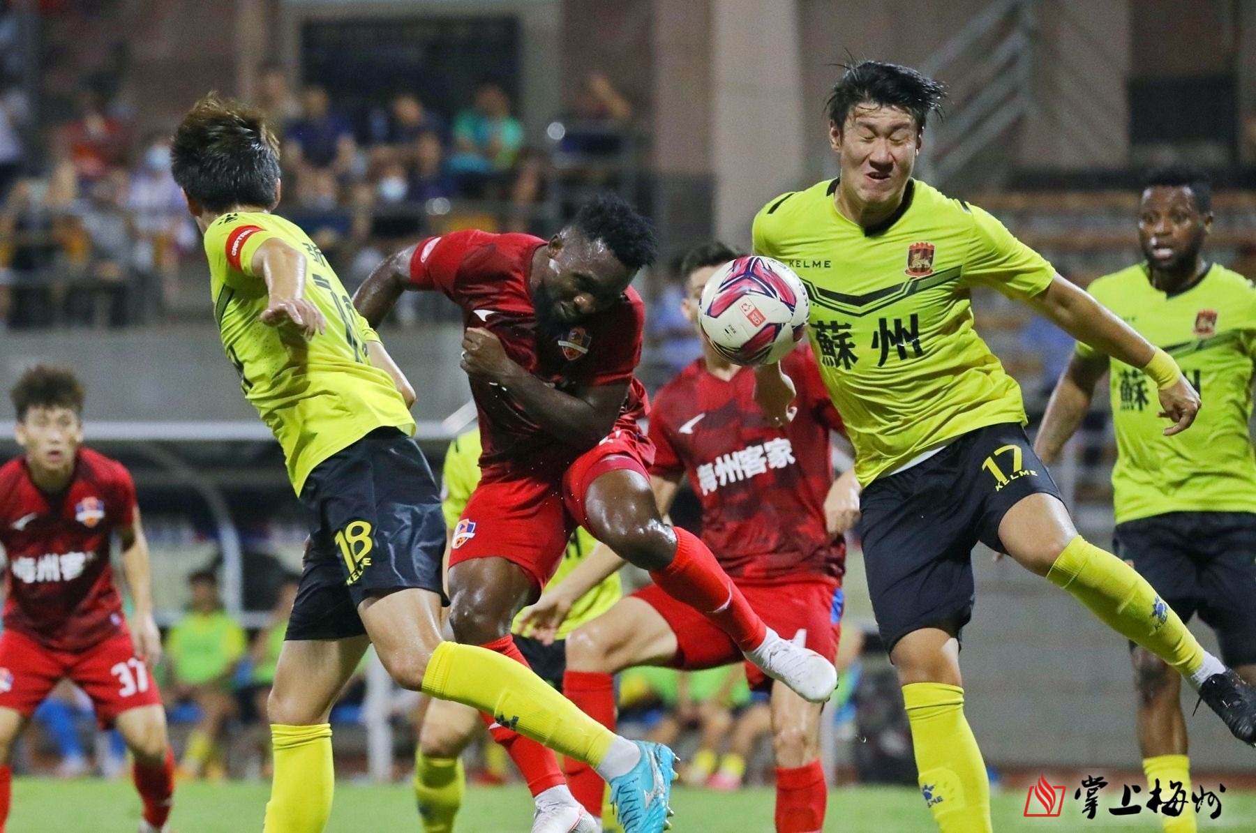 恒大中场梅开二度，率队全取三分的简单介绍