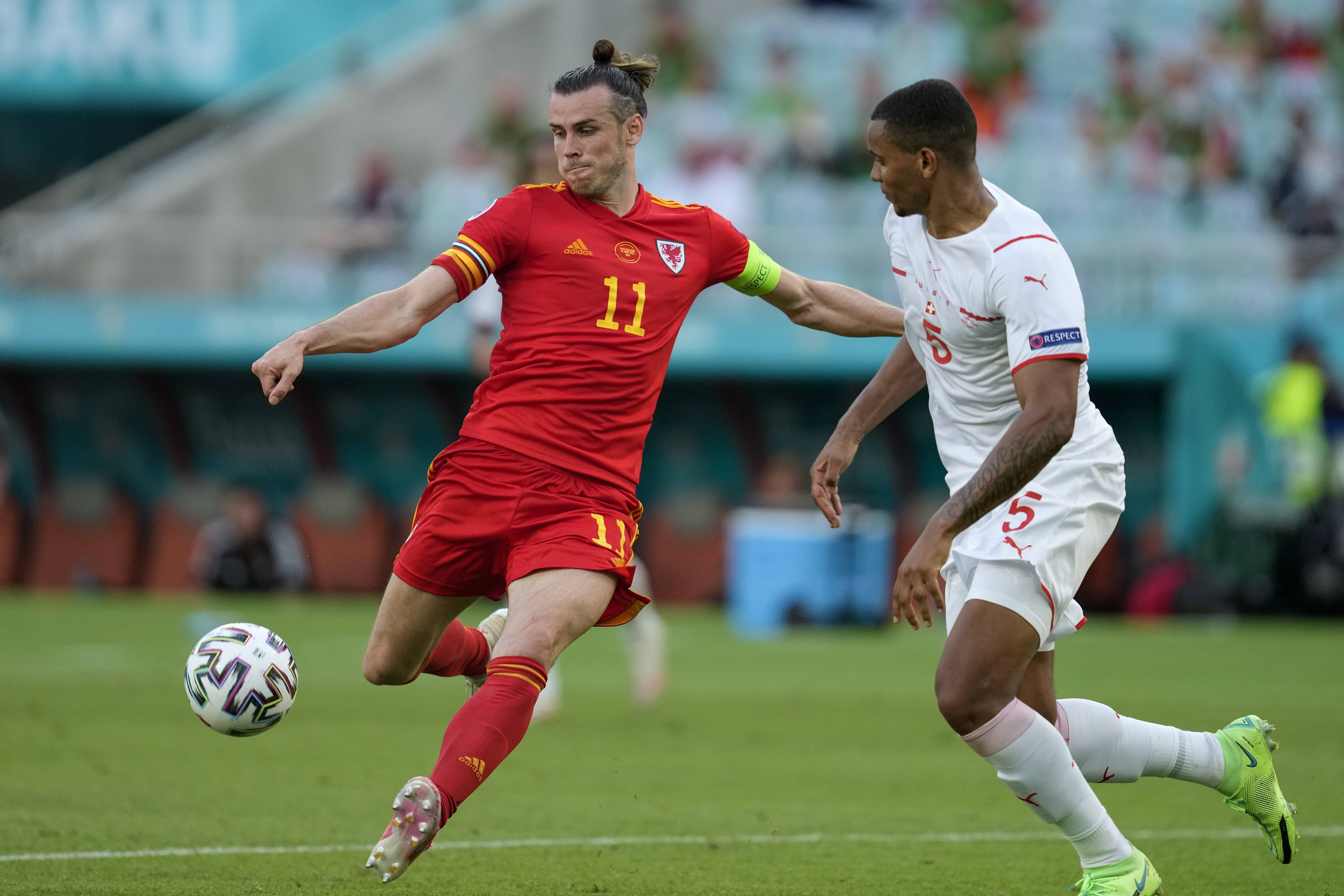 波兰队备战国际足球赛事大战