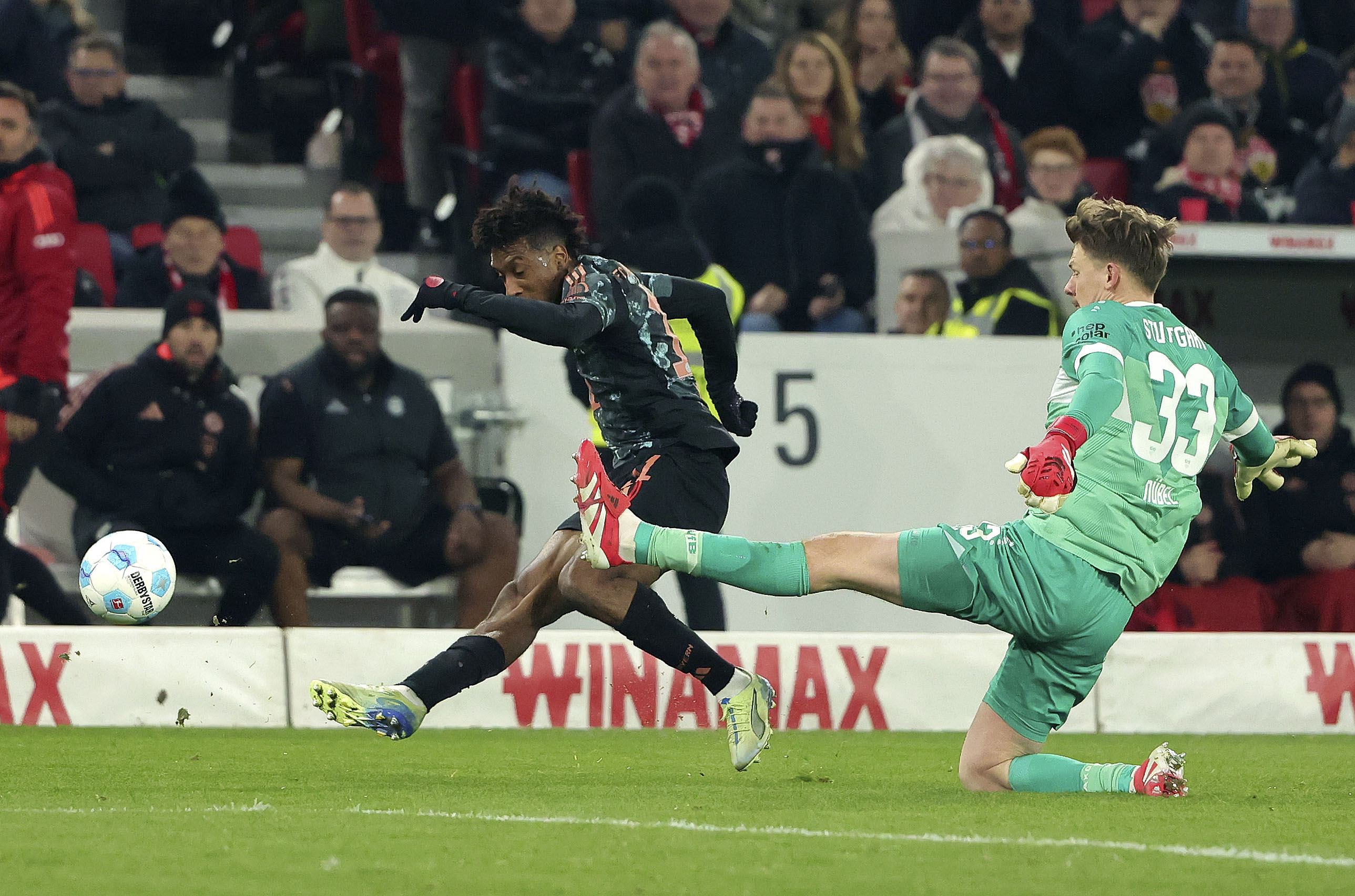 斯图加特主场告捷，德甲抢占前茅